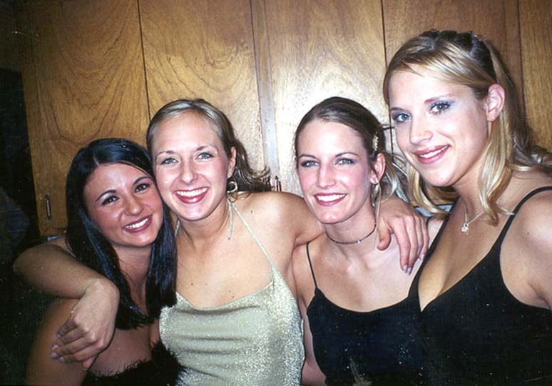 Stacie, Tara, Katie, Keri.jpg 67.2K